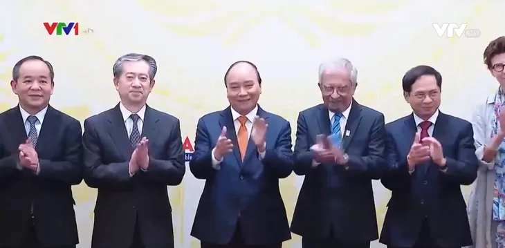 Đối ngoại Việt Nam với vai trò tiên phong - Ảnh 1. Đối ngoại Việt Nam với vai trò tiên phong - Ảnh 1.