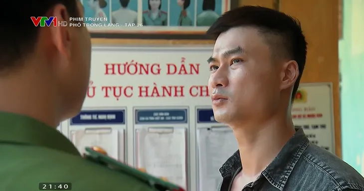 Phố trong làng - Tập 26: Mến vạch mặt ông Trung, kích động người họ Vũ gây rối - Ảnh 9. Phố trong làng - Tập 26: Mến vạch mặt ông Trung, kích động người họ Vũ gây rối - Ảnh 9.