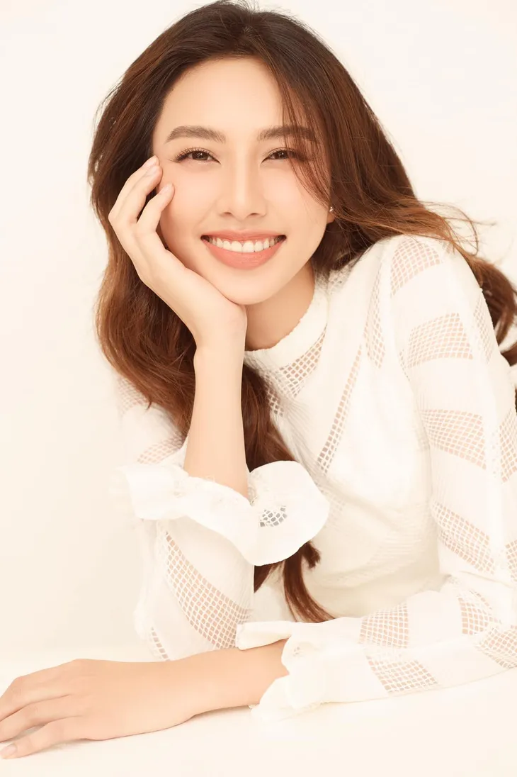 Thùy Tiên gợi cảm hậu đăng quang Miss Grand International 2021 - Ảnh 12. Thùy Tiên gợi cảm hậu đăng quang Miss Grand International 2021 - Ảnh 12.