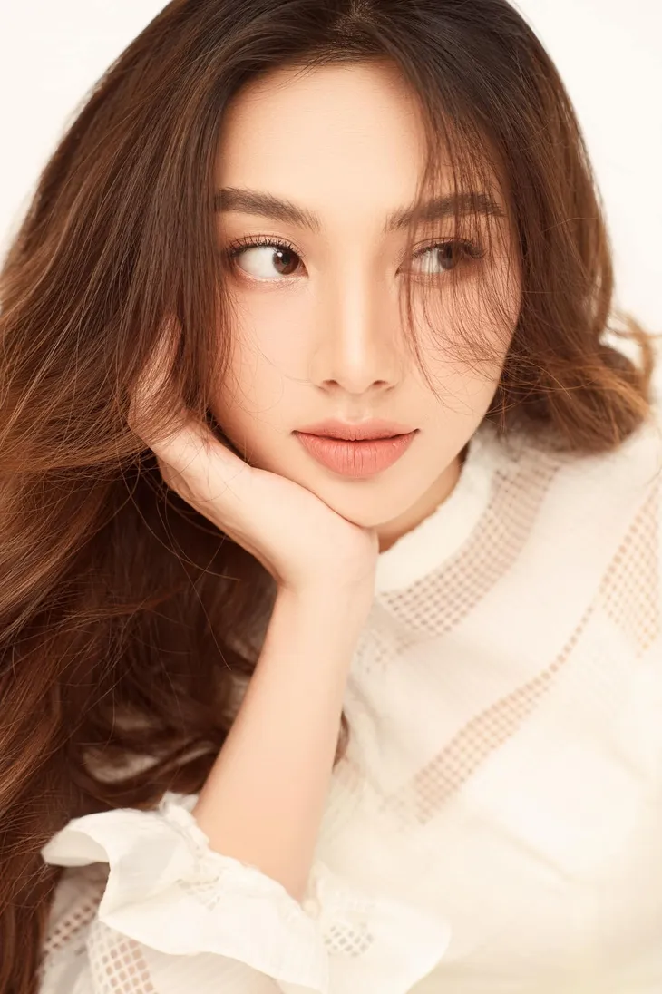 Thùy Tiên gợi cảm hậu đăng quang Miss Grand International 2021 - Ảnh 11. Thùy Tiên gợi cảm hậu đăng quang Miss Grand International 2021 - Ảnh 11.
