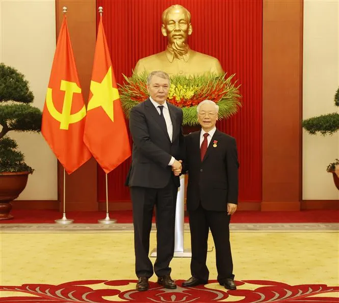 Tổng Bí thư Nguyễn Phú Trọng nhận giải thưởng Lenin - Ảnh 1. Tổng Bí thư Nguyễn Phú Trọng nhận giải thưởng Lenin - Ảnh 1.