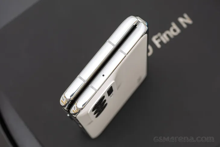 Oppo ra mắt smartphone màn hình gập Find N, kính thông minh Air Glass - Ảnh 4. Oppo ra mắt smartphone màn hình gập Find N, kính thông minh Air Glass - Ảnh 4.