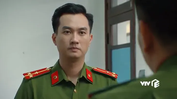 Phố trong làng - Tập 27: Nam và Đông chờ quyết định kỷ luật - Ảnh 2. Phố trong làng - Tập 27: Nam và Đông chờ quyết định kỷ luật - Ảnh 2.
