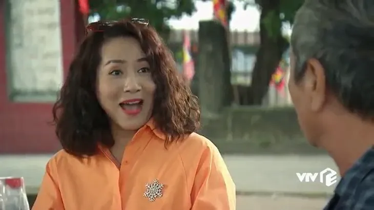 Phố trong làng - Tập 27: Nam và Đông chờ quyết định kỷ luật - Ảnh 13. Phố trong làng - Tập 27: Nam và Đông chờ quyết định kỷ luật - Ảnh 13.