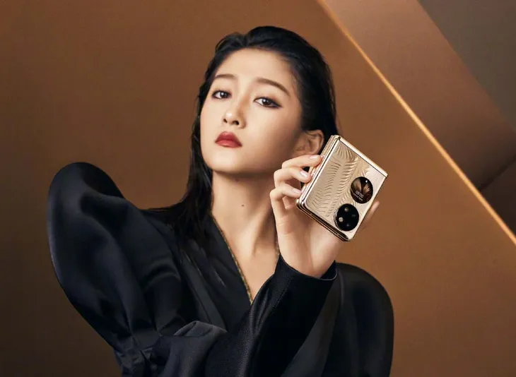 Điện thoại gập mới của Huawei có gì đặc biệt? - Ảnh 1. Điện thoại gập mới của Huawei có gì đặc biệt? - Ảnh 1.