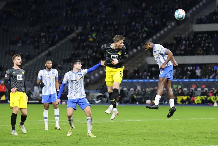 Dortmund thất bại trên sân Hertha Berlin - Ảnh 3. Dortmund thất bại trên sân Hertha Berlin - Ảnh 3.