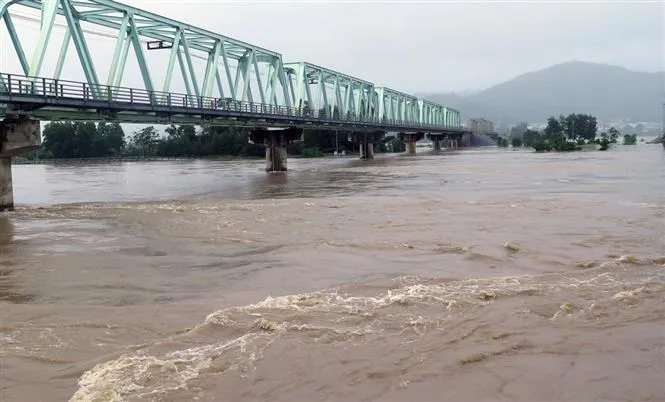 12 người tử vong và mất tích do mưa lũ tại các địa phương - Ảnh 6. 12 người tử vong và mất tích do mưa lũ tại các địa phương - Ảnh 6.