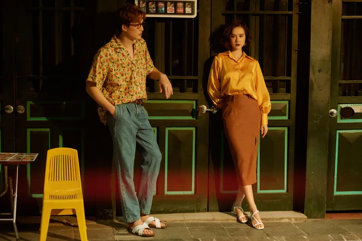 Đình Tú - Huyền Lizzie tung bộ ảnh chị em cực chất - Ảnh 10. Đình Tú - Huyền Lizzie tung bộ ảnh chị em cực chất - Ảnh 10.