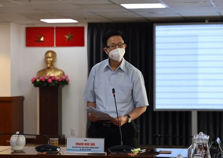 TP Hồ Chí Minh: Các ca tử vong dù tiêm đủ 2 mũi đều có bệnh nền rất nặng - Ảnh 1.