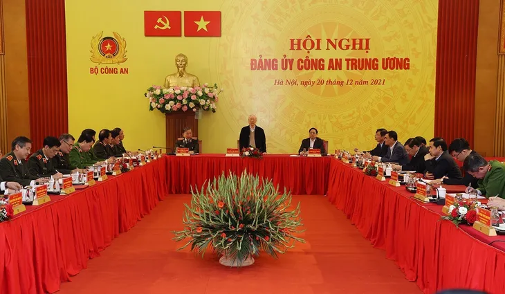 Tổng Bí thư: Làm tốt hơn nữa công tác vận động quần chúng tạo thế trận an ninh nhân dân vững chắc - Ảnh 2.