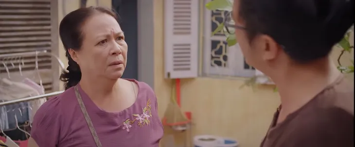 Thương ngày nắng về - Tập 17: Cậu Vượng bật tanh tách vì xin tiền bà Nga không cho - Ảnh 1. Thương ngày nắng về - Tập 17: Cậu Vượng bật tanh tách vì xin tiền bà Nga không cho - Ảnh 1.