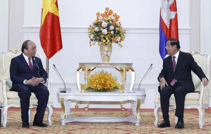 Chủ tịch nước Nguyễn Xuân Phúc hội kiến Thủ tướng Campuchia Samdech Techo Hun Sen - Ảnh 1. Chủ tịch nước Nguyễn Xuân Phúc hội kiến Thủ tướng Campuchia Samdech Techo Hun Sen - Ảnh 1.