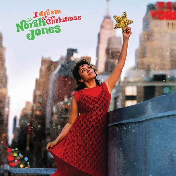 Norah Jones: Giáng sinh là khoảng thời gian hoài cổ - Ảnh 1. Norah Jones: Giáng sinh là khoảng thời gian hoài cổ - Ảnh 1.