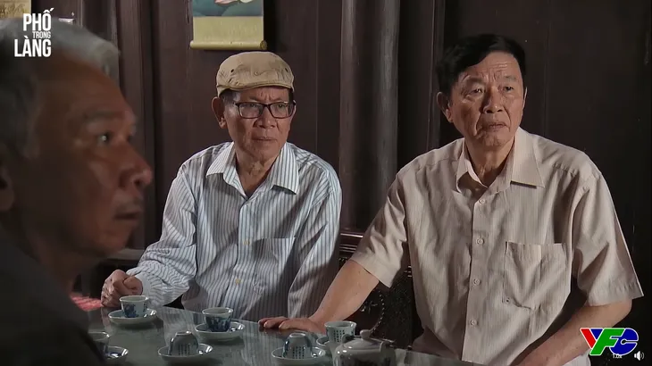 Phố trong làng - Tập 32: Bà Mây giục Ngọc lấy chồng, ông Trung từ chức trưởng họ - Ảnh 4. Phố trong làng - Tập 32: Bà Mây giục Ngọc lấy chồng, ông Trung từ chức trưởng họ - Ảnh 4.