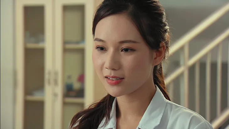 Phố trong làng - Tập 32: Trạm y tế chuyển đi, Ngọc - Nam vừa xa đã nhớ nhau - Ảnh 4. Phố trong làng - Tập 32: Trạm y tế chuyển đi, Ngọc - Nam vừa xa đã nhớ nhau - Ảnh 4.