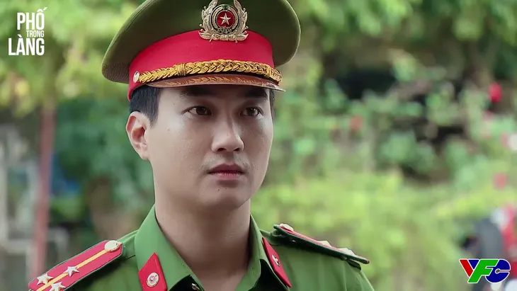 Phố trong làng - Tập 33: Bị người dân phản đối lắp camera, Nam xử trí ra sao? - Ảnh 3. Phố trong làng - Tập 33: Bị người dân phản đối lắp camera, Nam xử trí ra sao? - Ảnh 3.