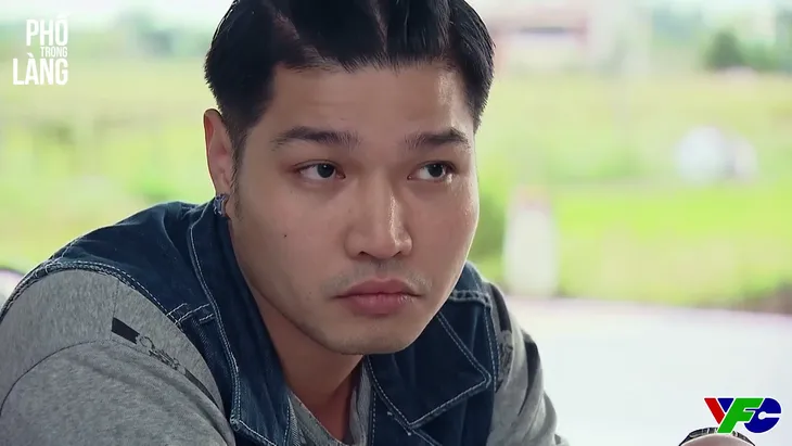 Phố trong làng - Tập 33: Tiến xúi Mến bán đất lấy vốn làm ăn - Ảnh 5. Phố trong làng - Tập 33: Tiến xúi Mến bán đất lấy vốn làm ăn - Ảnh 5.
