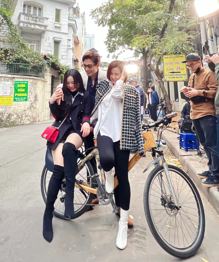 Quỳnh Kool đóng Thương ngày nắng về, chen giữa Huyền Lizzie và Đình Tú? - Ảnh 3. Quỳnh Kool đóng Thương ngày nắng về, chen giữa Huyền Lizzie và Đình Tú? - Ảnh 3.