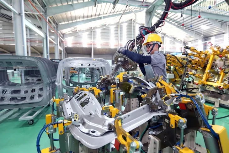 Dự báo kinh tế thế giới 2022: Lạm phát sẽ là trở ngại chính - Ảnh 1. Dự báo kinh tế thế giới 2022: Lạm phát sẽ là trở ngại chính - Ảnh 1.