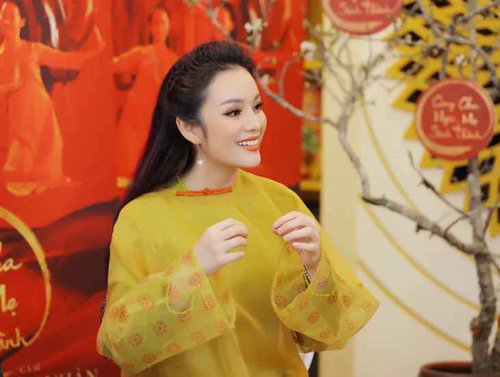 Tân Nhàn dành 2 năm thực hiện MV xẩm “Công cha ngãi mẹ sinh thành” - Ảnh 1. Tân Nhàn dành 2 năm thực hiện MV xẩm “Công cha ngãi mẹ sinh thành” - Ảnh 1.