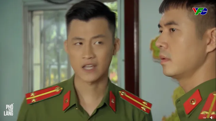 Phố trong làng - Tập 36: Nam biến sắc khi Ngọc thăm dò tình cảm - Ảnh 4. Phố trong làng - Tập 36: Nam biến sắc khi Ngọc thăm dò tình cảm - Ảnh 4.