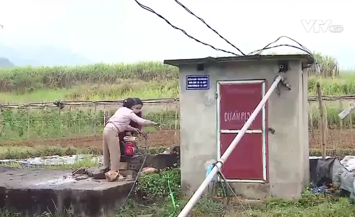 Dân thiếu nước dùng, công trình nước sạch lại bỏ không - Ảnh 1. Dân thiếu nước dùng, công trình nước sạch lại bỏ không - Ảnh 1.