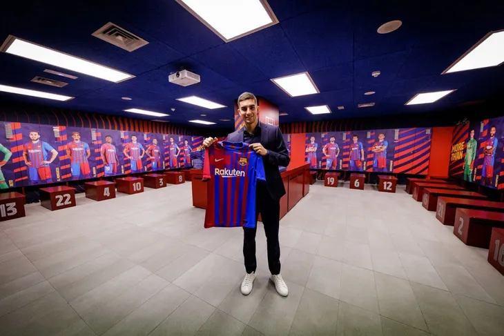 Công cuộc trẻ hóa mạnh mẽ tại Barcelona - Ảnh 1. Công cuộc trẻ hóa mạnh mẽ tại Barcelona - Ảnh 1.