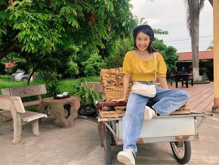 Trần Vân: Chưa bao giờ hám trai bám trai như Hoài Phố trong làng - Ảnh 3. Trần Vân: Chưa bao giờ hám trai bám trai như Hoài Phố trong làng - Ảnh 3.