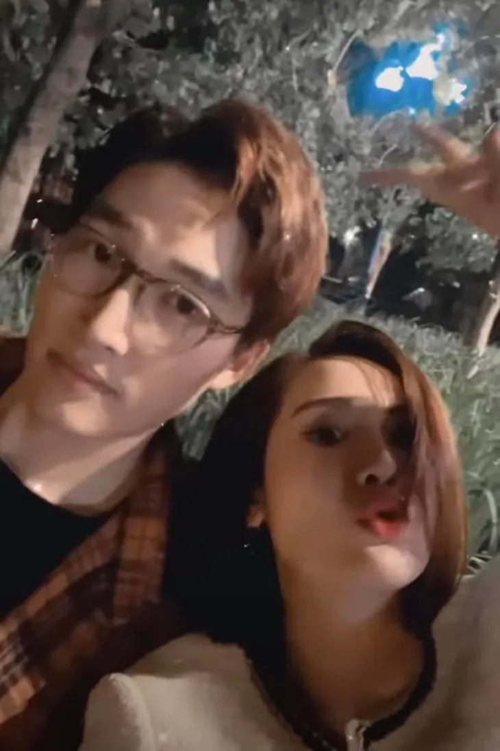 Thương ngày nắng về: Hé lộ cảnh quay lãng mạn của Duy và chị sếp xinh đẹp - Ảnh 6. Thương ngày nắng về: Hé lộ cảnh quay lãng mạn của Duy và chị sếp xinh đẹp - Ảnh 6.