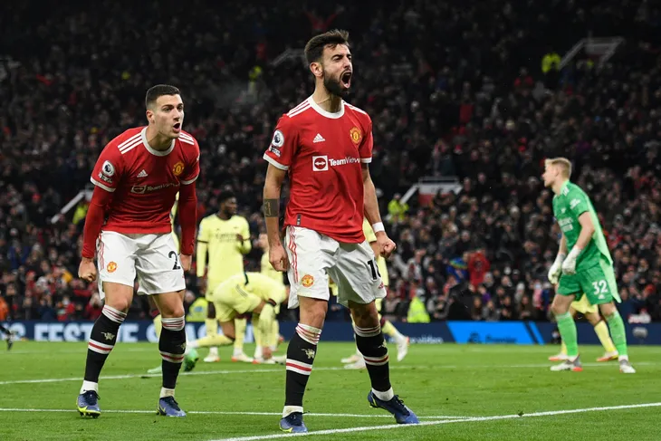 Ronaldo ghi bàn thắng thứ 800, Man Utd ngược dòng ngoạn mục trước Arsenal - Ảnh 2. Ronaldo ghi bàn thắng thứ 800, Man Utd ngược dòng ngoạn mục trước Arsenal - Ảnh 2.