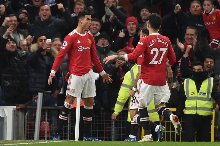 Ronaldo ghi bàn thắng thứ 800, Man Utd ngược dòng ngoạn mục trước Arsenal - Ảnh 5. Ronaldo ghi bàn thắng thứ 800, Man Utd ngược dòng ngoạn mục trước Arsenal - Ảnh 5.