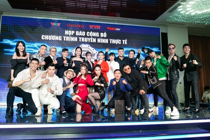 Show thực tế về boxing với 50 nghệ sĩ tham gia chính thức lên sóng - Ảnh 1. Show thực tế về boxing với 50 nghệ sĩ tham gia chính thức lên sóng - Ảnh 1.