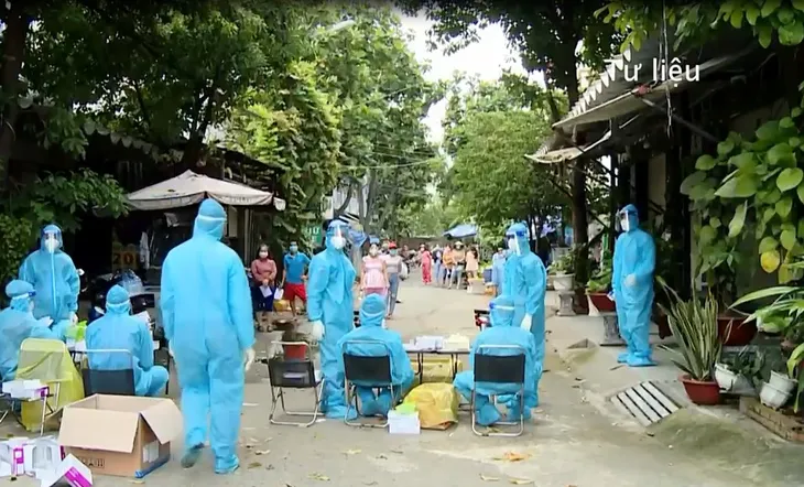 TP Hồ Chí Minh có gần 1.000 nhân viên y tế xin nghỉ việc - Ảnh 1. TP Hồ Chí Minh có gần 1.000 nhân viên y tế xin nghỉ việc - Ảnh 1.