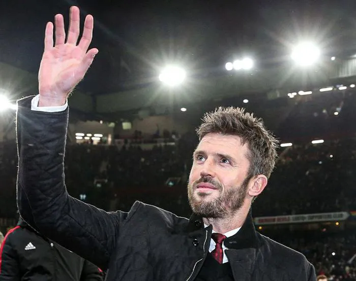 Carrick bất ngờ chia tay Man Utd sau chiến thắng Arsenal - Ảnh 1. Carrick bất ngờ chia tay Man Utd sau chiến thắng Arsenal - Ảnh 1.