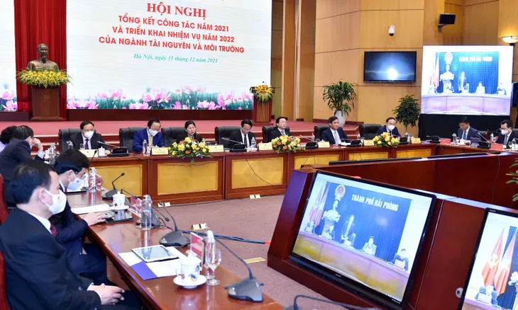 Phó Thủ tướng Lê Văn Thành yêu cầu xử lý nghiêm dự án treo, không để nguồn lực đất đai “nằm chờ” - Ảnh 1. Phó Thủ tướng Lê Văn Thành yêu cầu xử lý nghiêm dự án treo, không để nguồn lực đất đai “nằm chờ” - Ảnh 1.