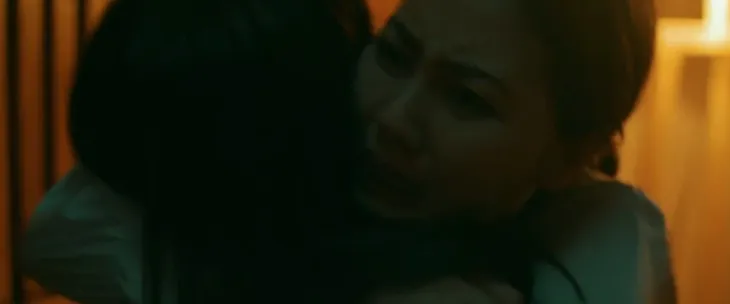 Mặt nạ gương - Tập 16: Báng bổ thần thánh, bà Diễm và con gái gánh chịu hậu quả nặng nề - Ảnh 2. Mặt nạ gương - Tập 16: Báng bổ thần thánh, bà Diễm và con gái gánh chịu hậu quả nặng nề - Ảnh 2.