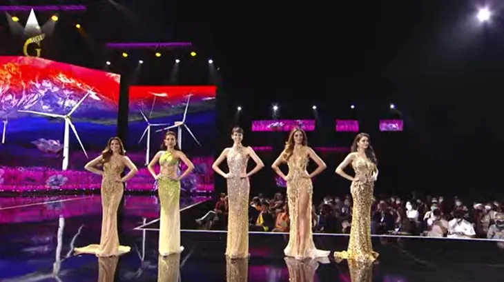 Thùy Tiên đăng quang Miss Grand International 2021 - Ảnh 1. Thùy Tiên đăng quang Miss Grand International 2021 - Ảnh 1.
