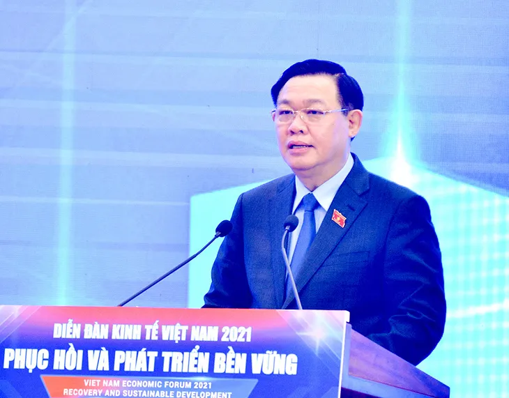 Khai mạc Diễn đàn Kinh tế Việt Nam 2021: Phục hồi và phát triển bền vững - Ảnh 1. Khai mạc Diễn đàn Kinh tế Việt Nam 2021: Phục hồi và phát triển bền vững - Ảnh 1.