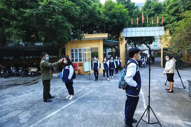 Mở cửa trường học: Làm thế nào để thích ứng an toàn? - Ảnh 4. Mở cửa trường học: Làm thế nào để thích ứng an toàn? - Ảnh 4.
