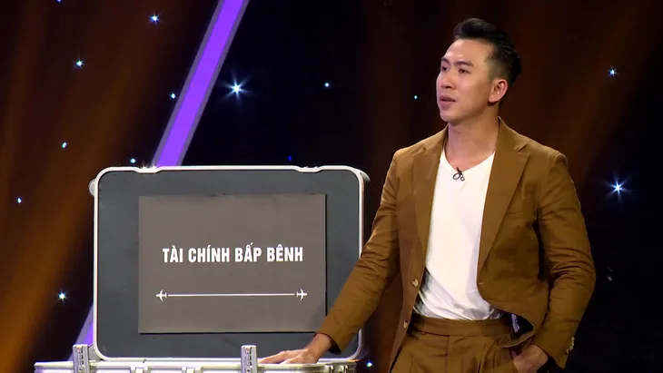 Hành lý tình yêu: Cô gái bật khóc tiết lộ bí mật ở vòng cuối - Ảnh 5. Hành lý tình yêu: Cô gái bật khóc tiết lộ bí mật ở vòng cuối - Ảnh 5.