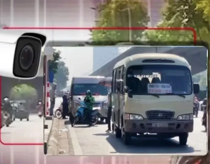 Nhiều nhà xe bỏ bến bắt khách dọc đường - Ảnh 1. Nhiều nhà xe bỏ bến bắt khách dọc đường - Ảnh 1.