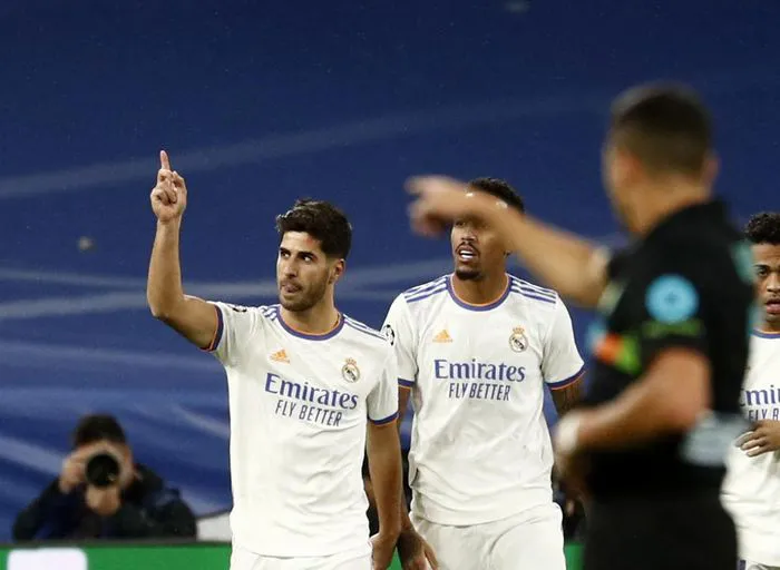 UEFA Champions League | Bảng D | Real Madrid hạ gục Inter Milan, giành ngôi đầu bảng - Ảnh 4. UEFA Champions League | Bảng D | Real Madrid hạ gục Inter Milan, giành ngôi đầu bảng - Ảnh 4.