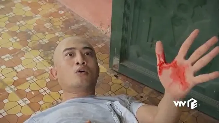 Phố trong làng - Tập 21: Mến ra đầu thú, Hiếu được minh oan - Ảnh 11. Phố trong làng - Tập 21: Mến ra đầu thú, Hiếu được minh oan - Ảnh 11.