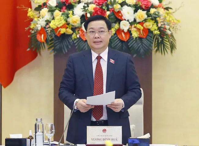 Đề xuất cho tư nhân đầu tư dự án truyền tải điện - Ảnh 1. Đề xuất cho tư nhân đầu tư dự án truyền tải điện - Ảnh 1.