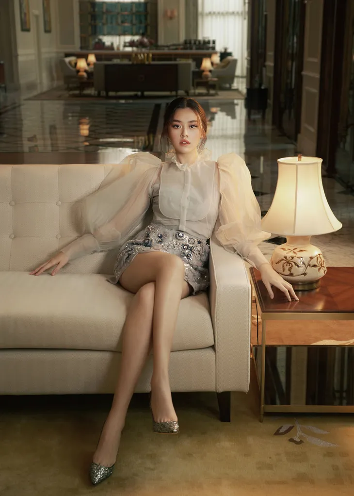Hậu kết hôn, Á hậu Tường San cuốn hút như Song Hye Kyo - Ảnh 1. Hậu kết hôn, Á hậu Tường San cuốn hút như Song Hye Kyo - Ảnh 1.