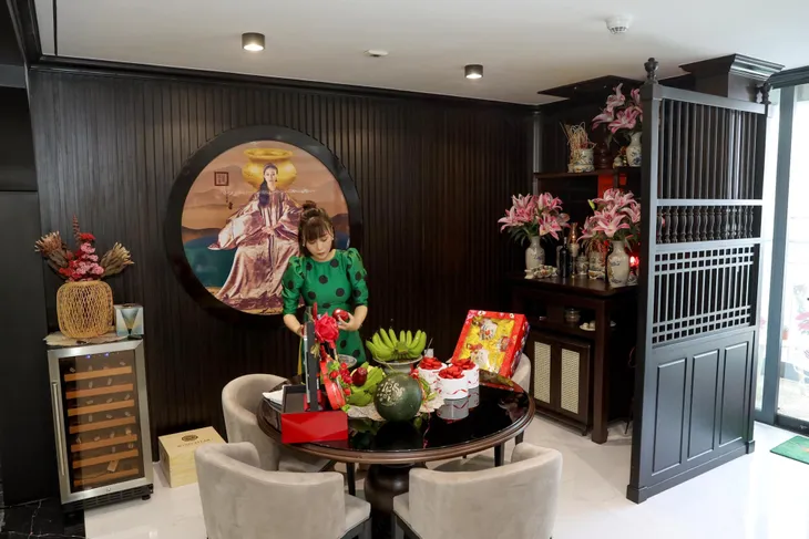 Phương Oanh tự nhận mình đảm chuẩn bị mọi thứ dịp Tết - Ảnh 9. Phương Oanh tự nhận mình đảm chuẩn bị mọi thứ dịp Tết - Ảnh 9.