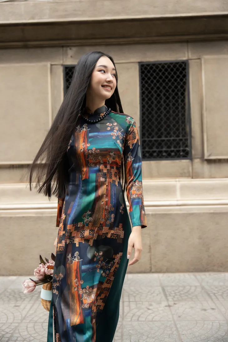 Thướt tha những mẫu áo dài đậm chất Á Đông của người con gái Hà Thành đón Tết - Ảnh 1. Thướt tha những mẫu áo dài đậm chất Á Đông của người con gái Hà Thành đón Tết - Ảnh 1.