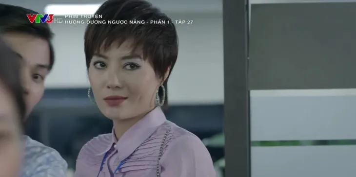 Hướng dương ngược nắng - Tập 27: Minh cứu Cao Dược bàn thắng đẹp mắt, Phúc sợ nhiễm HIV - Ảnh 6. Hướng dương ngược nắng - Tập 27: Minh cứu Cao Dược bàn thắng đẹp mắt, Phúc sợ nhiễm HIV - Ảnh 6.