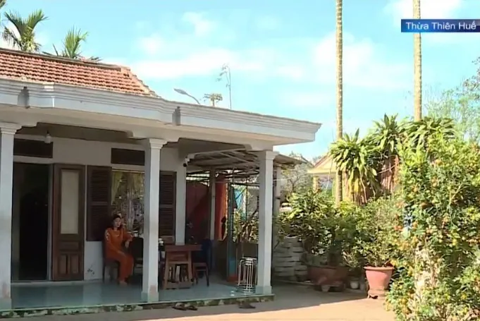 Nghĩa tình Rào Trăng sẻ chia, động viên gia đình thân nhân các liệt sĩ - Ảnh 1. Nghĩa tình Rào Trăng sẻ chia, động viên gia đình thân nhân các liệt sĩ - Ảnh 1.