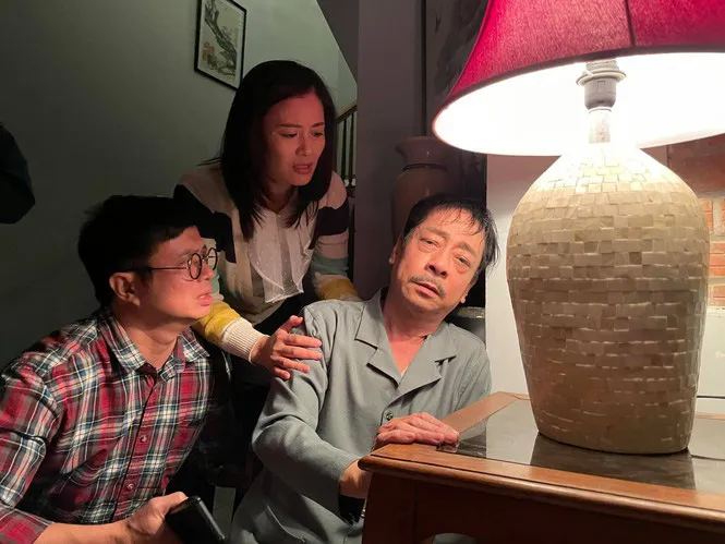 Những vai diễn để đời của NSND Hoàng Dũng trên truyền hình - Ảnh 5. Những vai diễn để đời của NSND Hoàng Dũng trên truyền hình - Ảnh 5.
